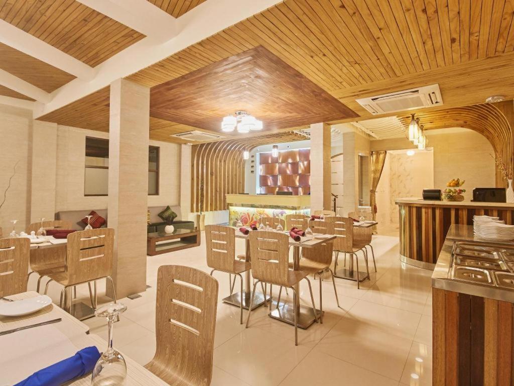 Lonuveli Hotell Hulhumalé Eksteriør bilde