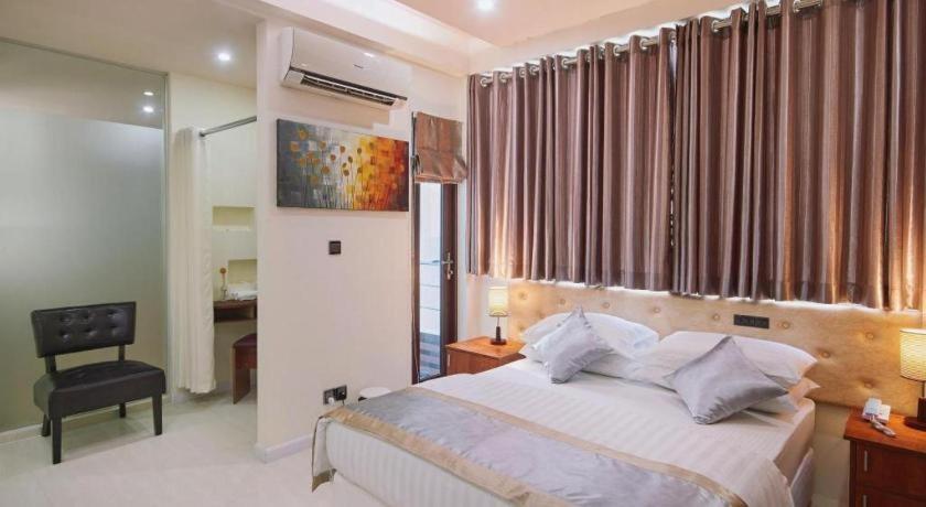 Lonuveli Hotell Hulhumalé Eksteriør bilde
